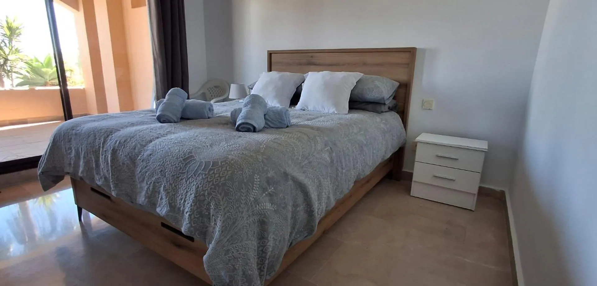 Superb 3 Beds Duquesa Port Apartman Manilva